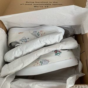 Reformation Canvas Sneakers BNWT